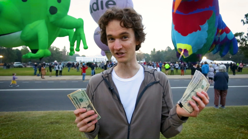 Screenshot from Stuart McMillen's first 2018 crowdfunding video: at the Canberra balloon festival